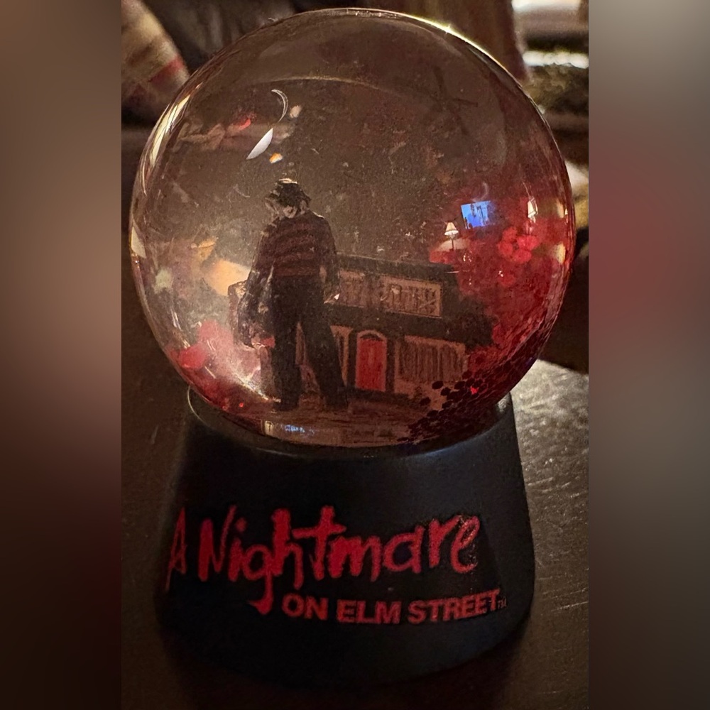 CultureFly Warner Bros Horror “Nightmare On Elm Street" Mini Snow Globe